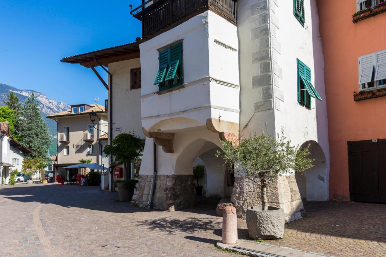 Albergo Diffuso Ela Living - Apartment Bellepoque エーニャ エクステリア 写真